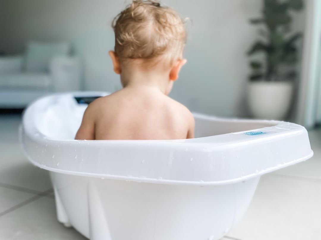 aquascale bath stand